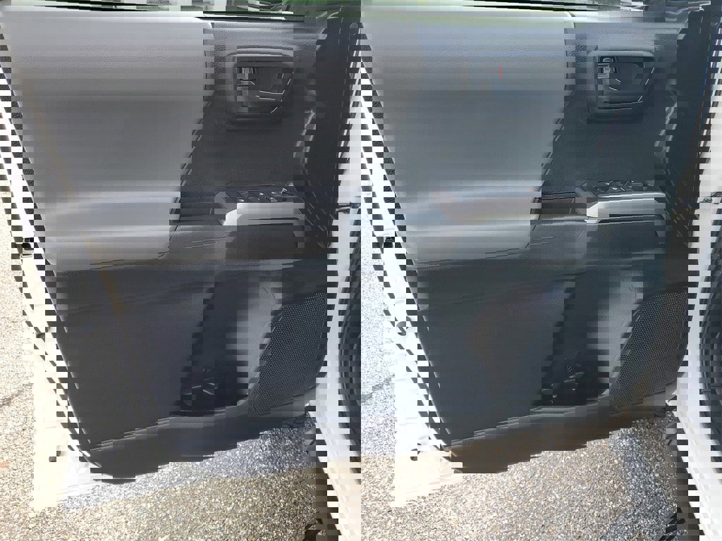 Used 2022 Toyota Tacoma SR5 image 8