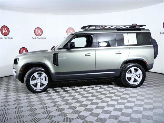 Used 2022 Land Rover Defender 110 SE image 5