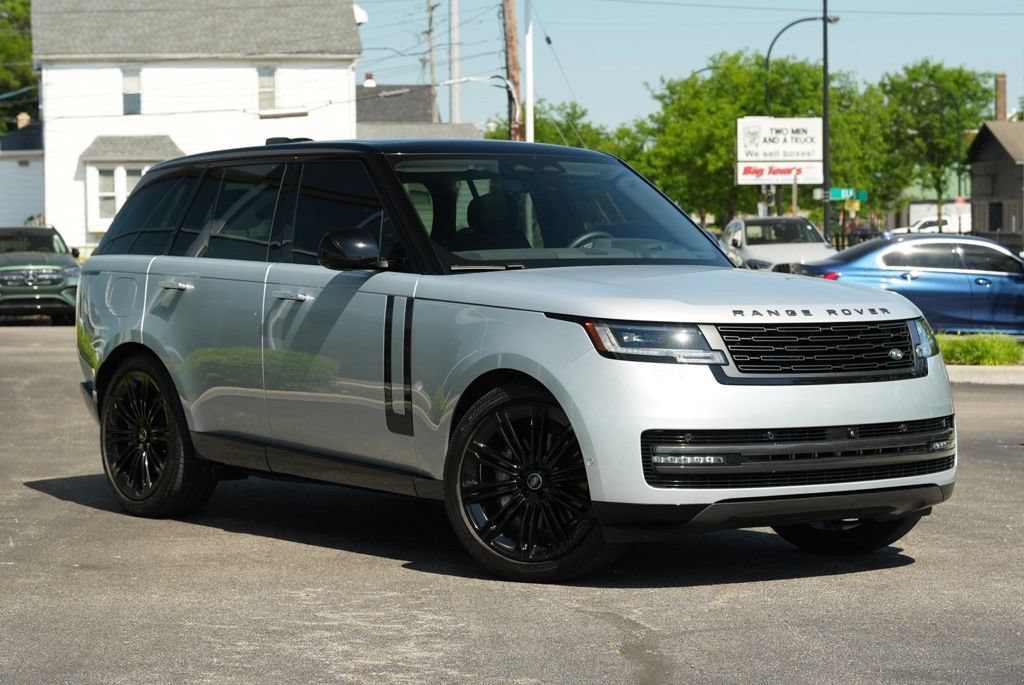 Used 2025 Land Rover Range Rover SE AWD/4WD image 31