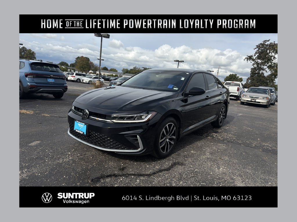Used 2025 Volkswagen Jetta SE