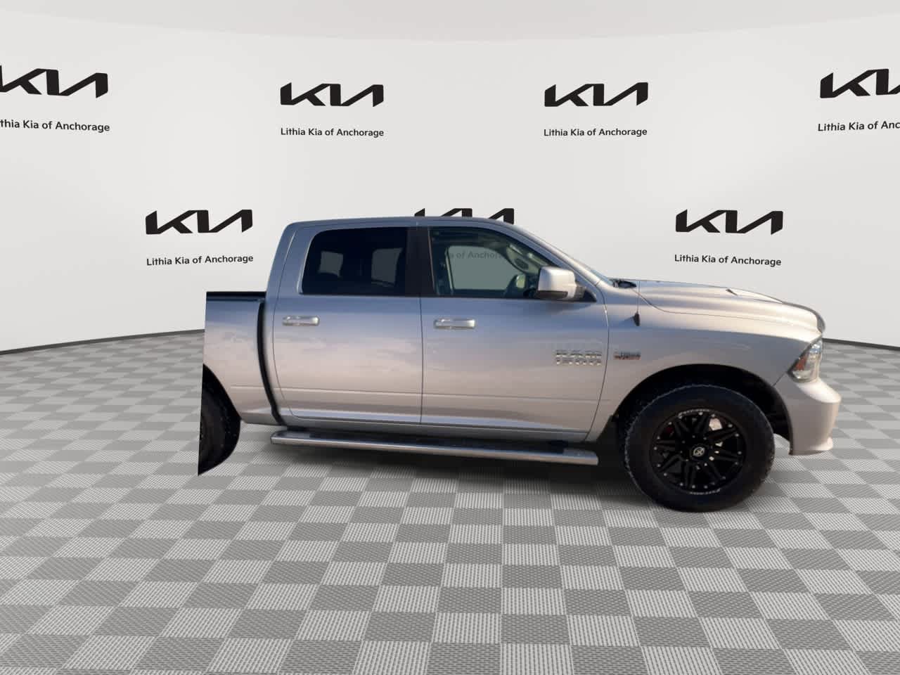 Used 2016 RAM 1500 Sport w/ Sport Premium Group image 3