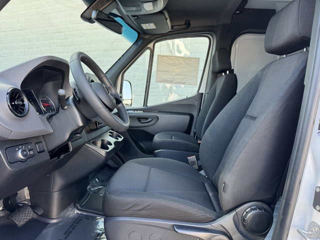 New 2026 Mercedes-Benz Sprinter 2500 image 2