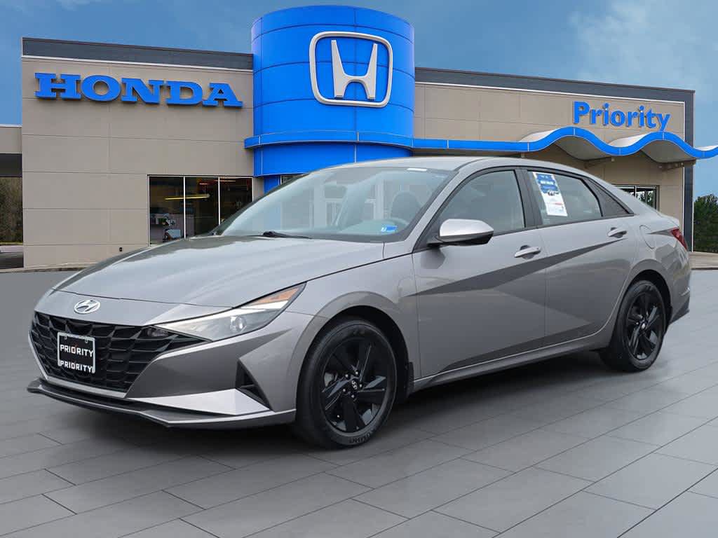 Used 2023 Hyundai Elantra SEL