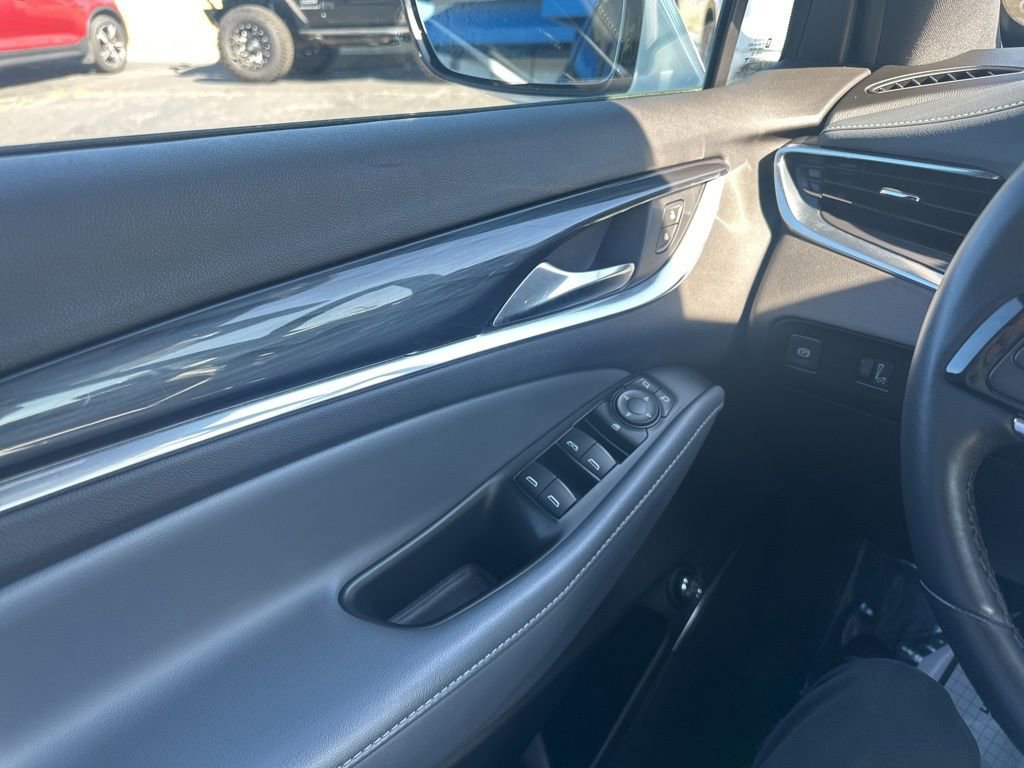 Used 2023 Buick Enclave Essence w/ Experience Buick Package image 22