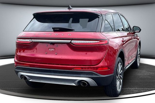 Used 2025 Lincoln Corsair Reserve AWD/4WD image 6