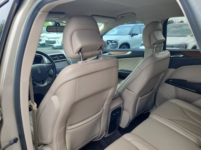 Used 2017 Lincoln MKC Select w/ Select Plus Package FWD image 14