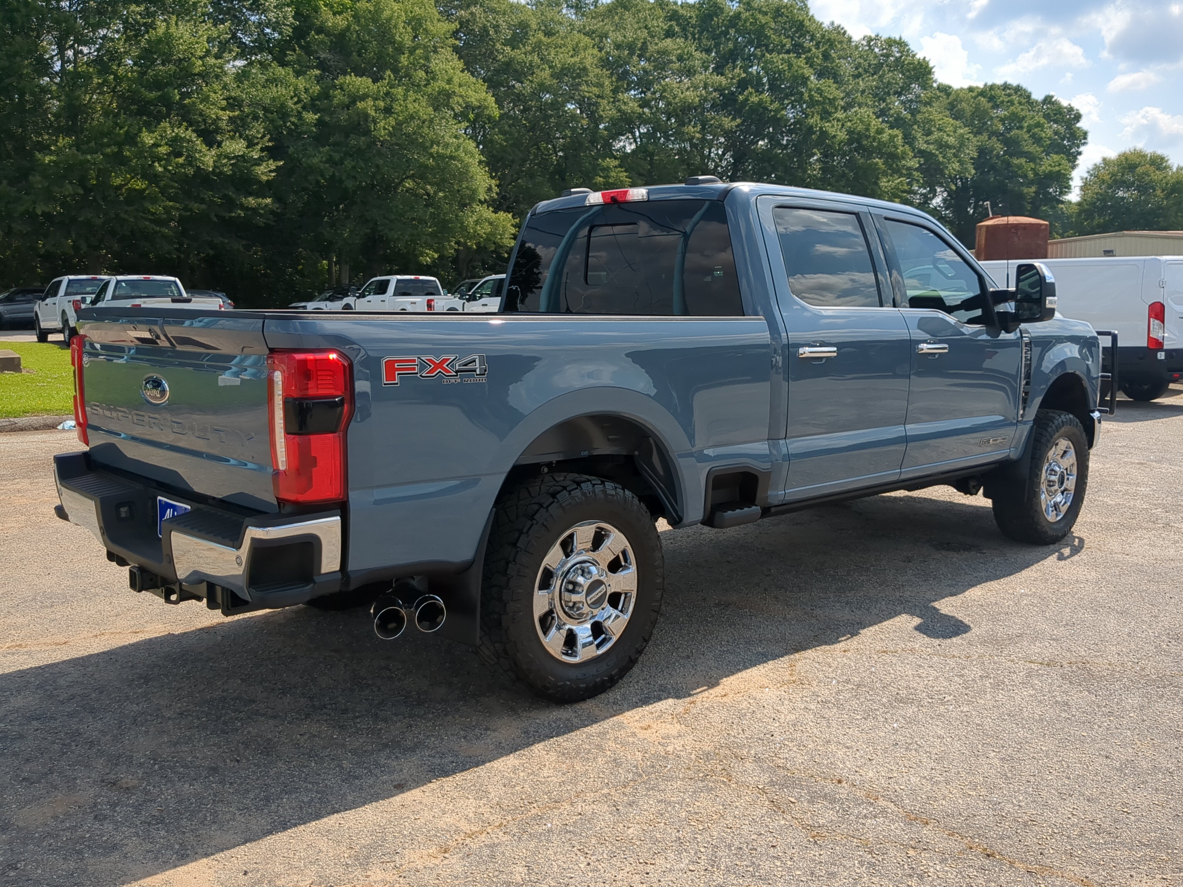 Certified 2023 Ford F250 Lariat w/ Chrome Package AWD/4WD image 3