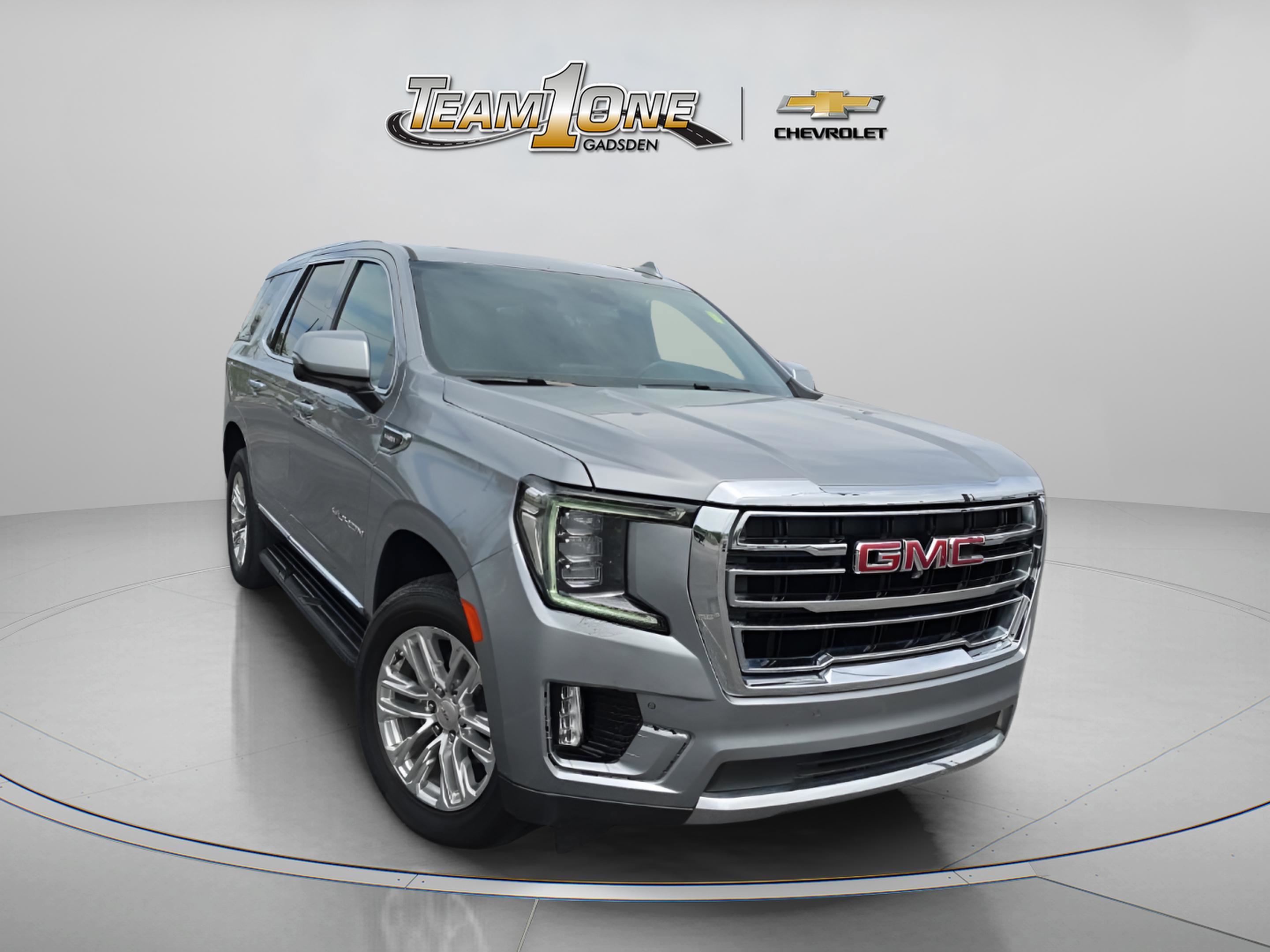 Used 2023 GMC Yukon SLT w/ SLT Premium Package RWD image 1