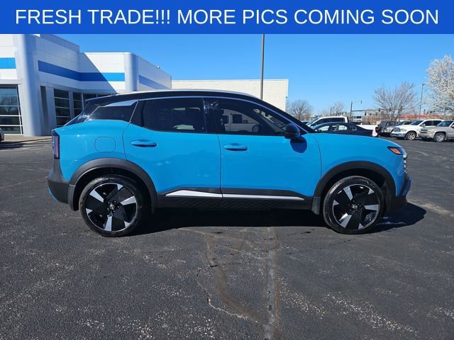 Used 2025 Nissan Kicks SR w/ SR Premium Package image 7