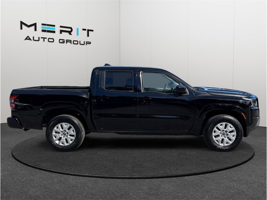 Used 2022 Nissan Frontier SV image 10