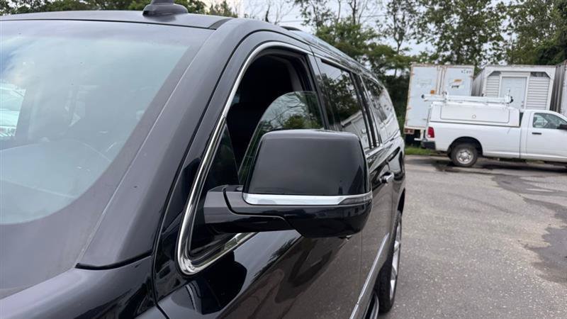 Used 2016 Cadillac Escalade ESV Luxury AWD/4WD image 21