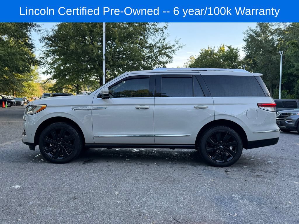 Used 2024 Lincoln Navigator Reserve AWD/4WD image 4
