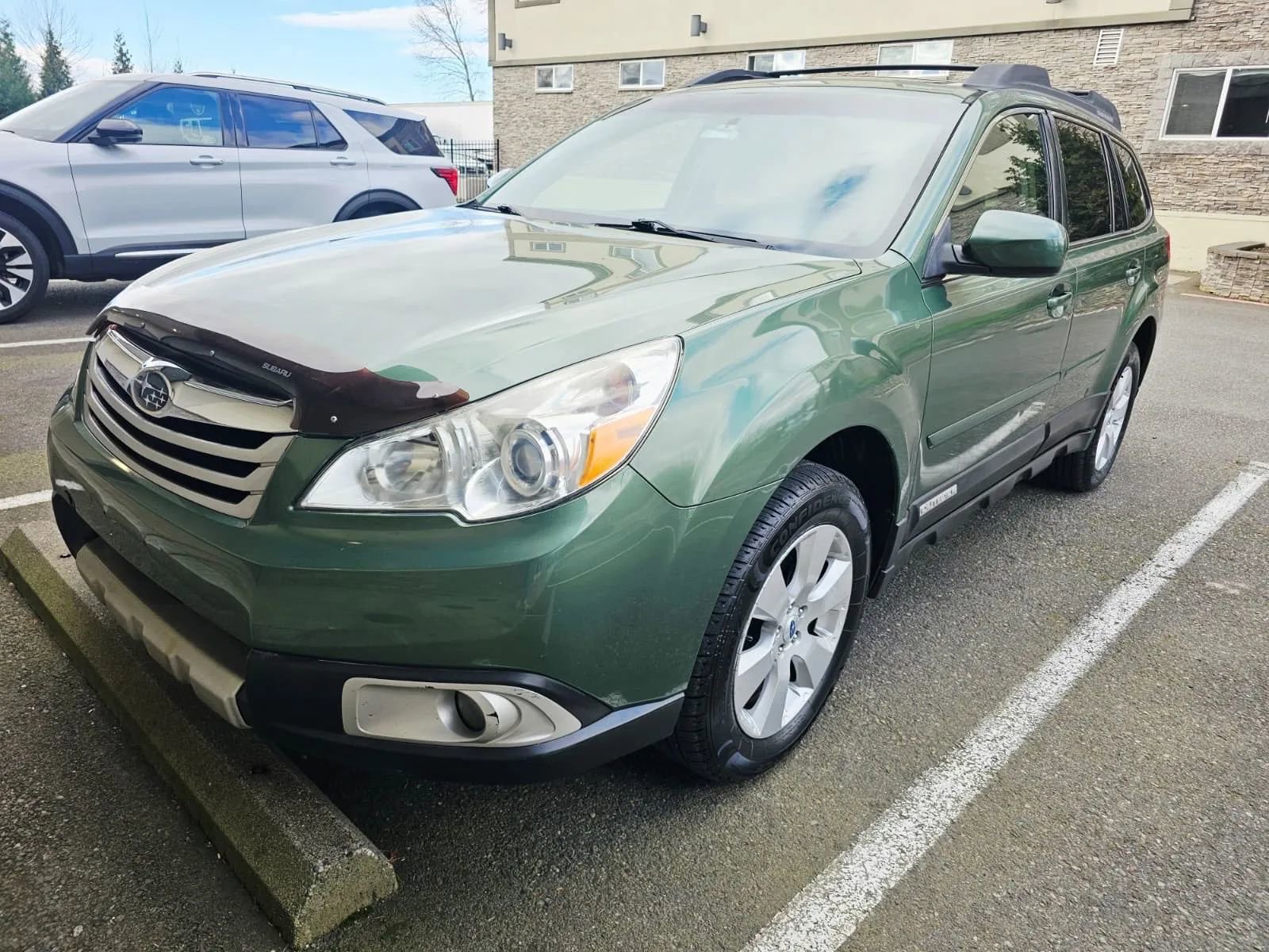 Used 2012 Subaru Outback 2.5i Limited image 1