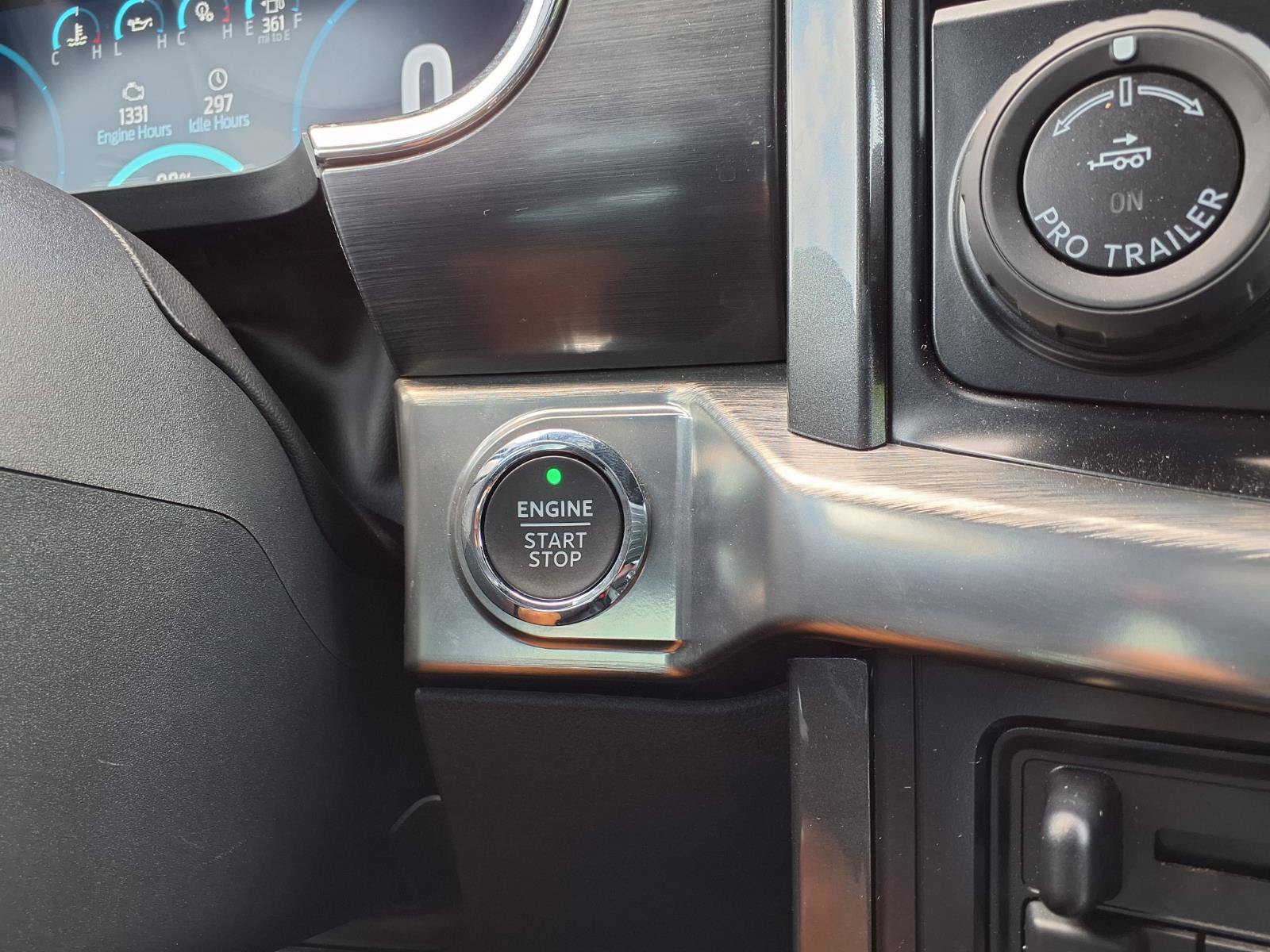 Used 2023 Ford F150 Lariat AWD/4WD image 30