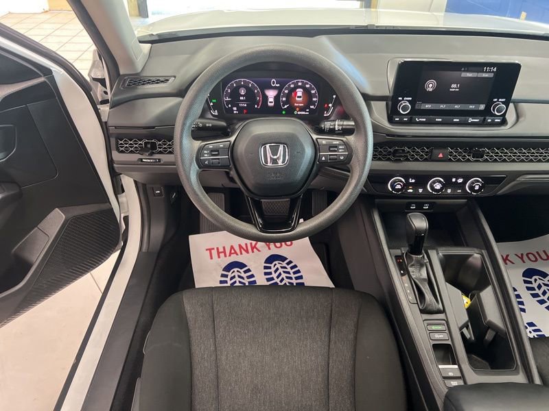 Used 2023 Honda Accord LX image 25