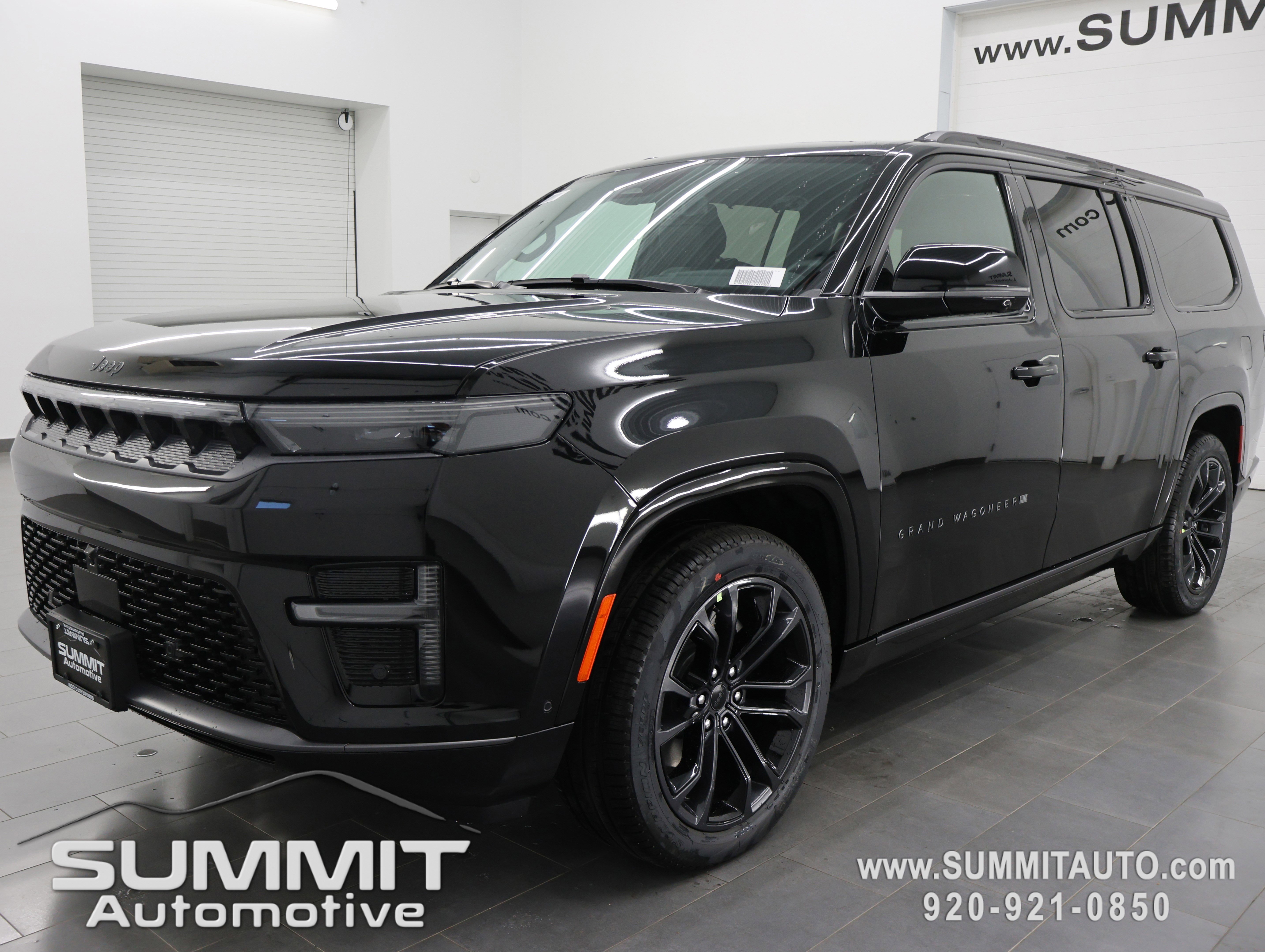 New 2026 Jeep Grand Wagoneer L Summit AWD/4WD image 6