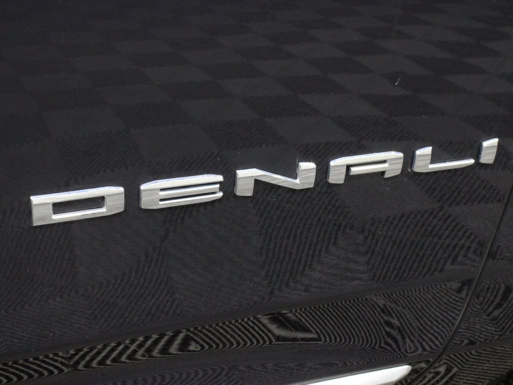 Used 2025 GMC Yukon XL Denali AWD/4WD image 59