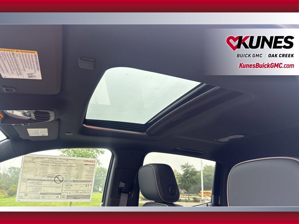 New 2026 GMC Canyon Denali image 13