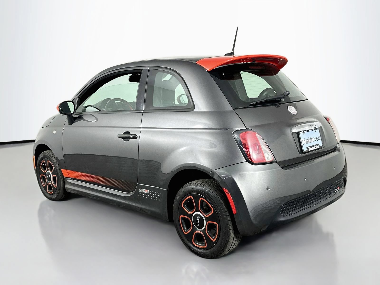 Used 2014 FIAT 500 e w/ Esport Package FWD image 6