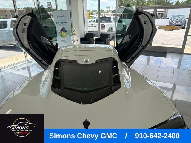 Used 2024 Chevrolet Corvette Stingray Preferred Cpe w/ Z51 Performance Package RWD image 34
