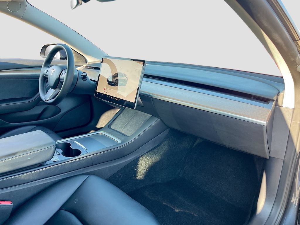 Used 2022 Tesla Model 3 Long Range AWD/4WD image 27
