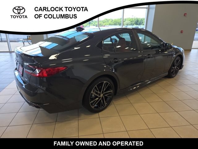 Used 2025 Toyota Camry XSE FWD image 8