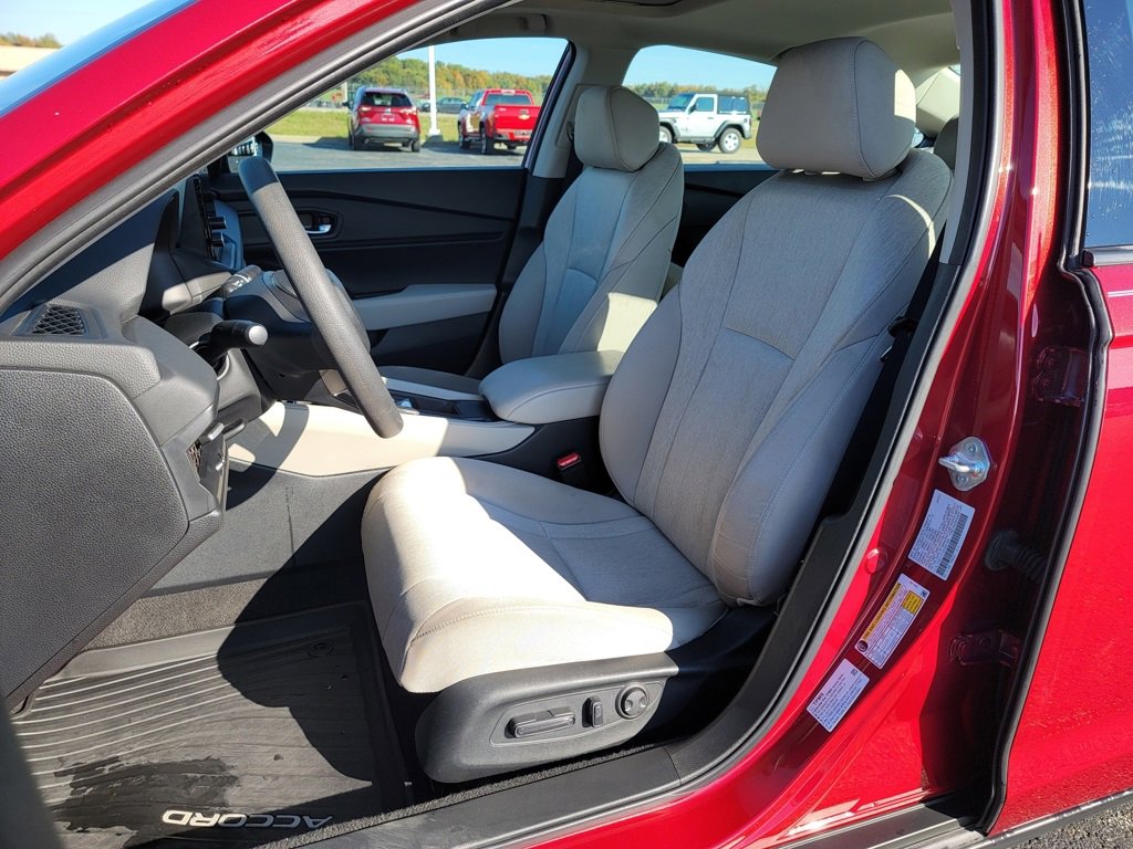 Certified 2024 Honda Accord EX image 2