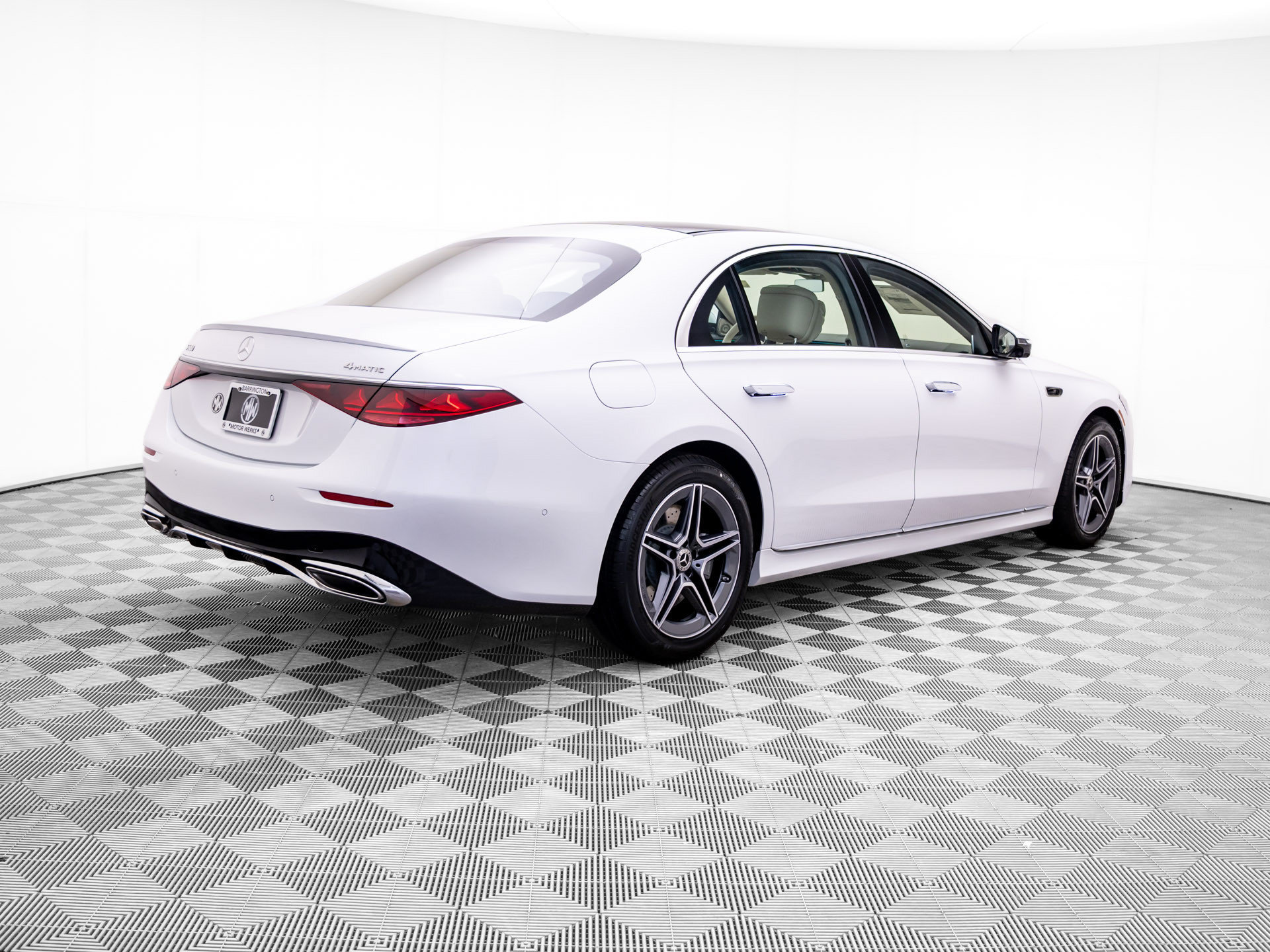 New 2027 Mercedes-Benz S 580 4MATIC Sedan image 5