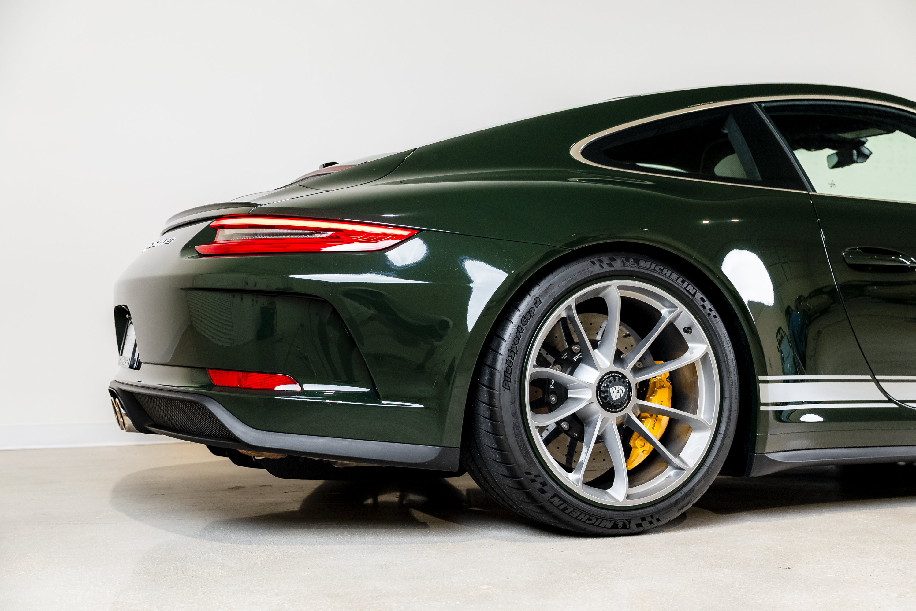 Used 2018 Porsche 911 GT3 RWD image 3
