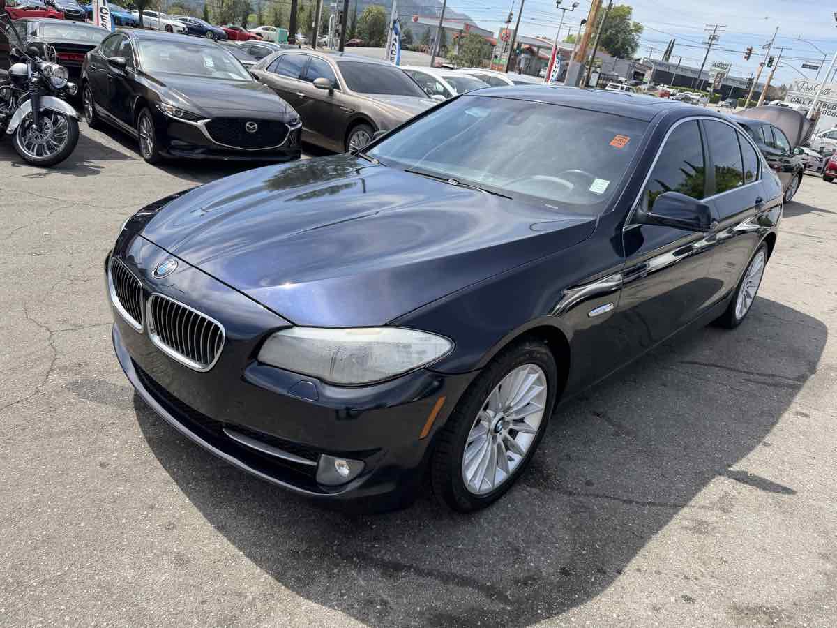 Used 2011 BMW 535i Sedan RWD image 2