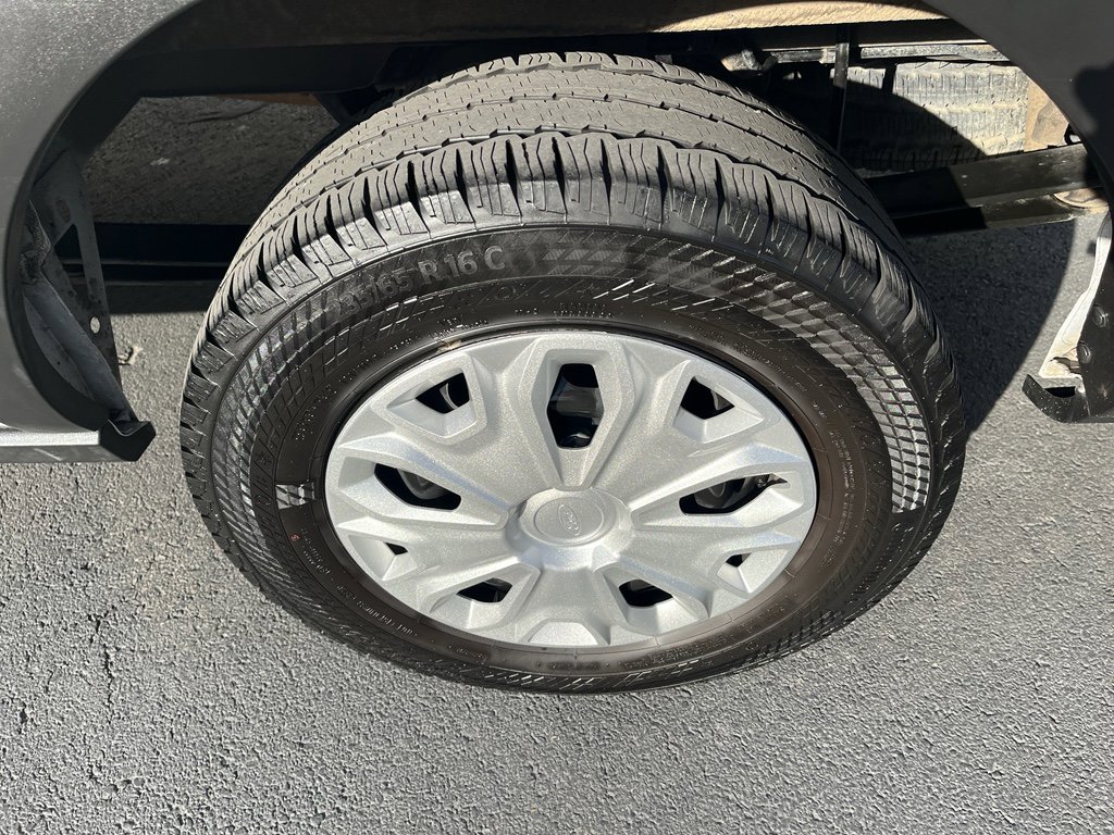 Used 2024 Ford Transit 350 XLT image 11