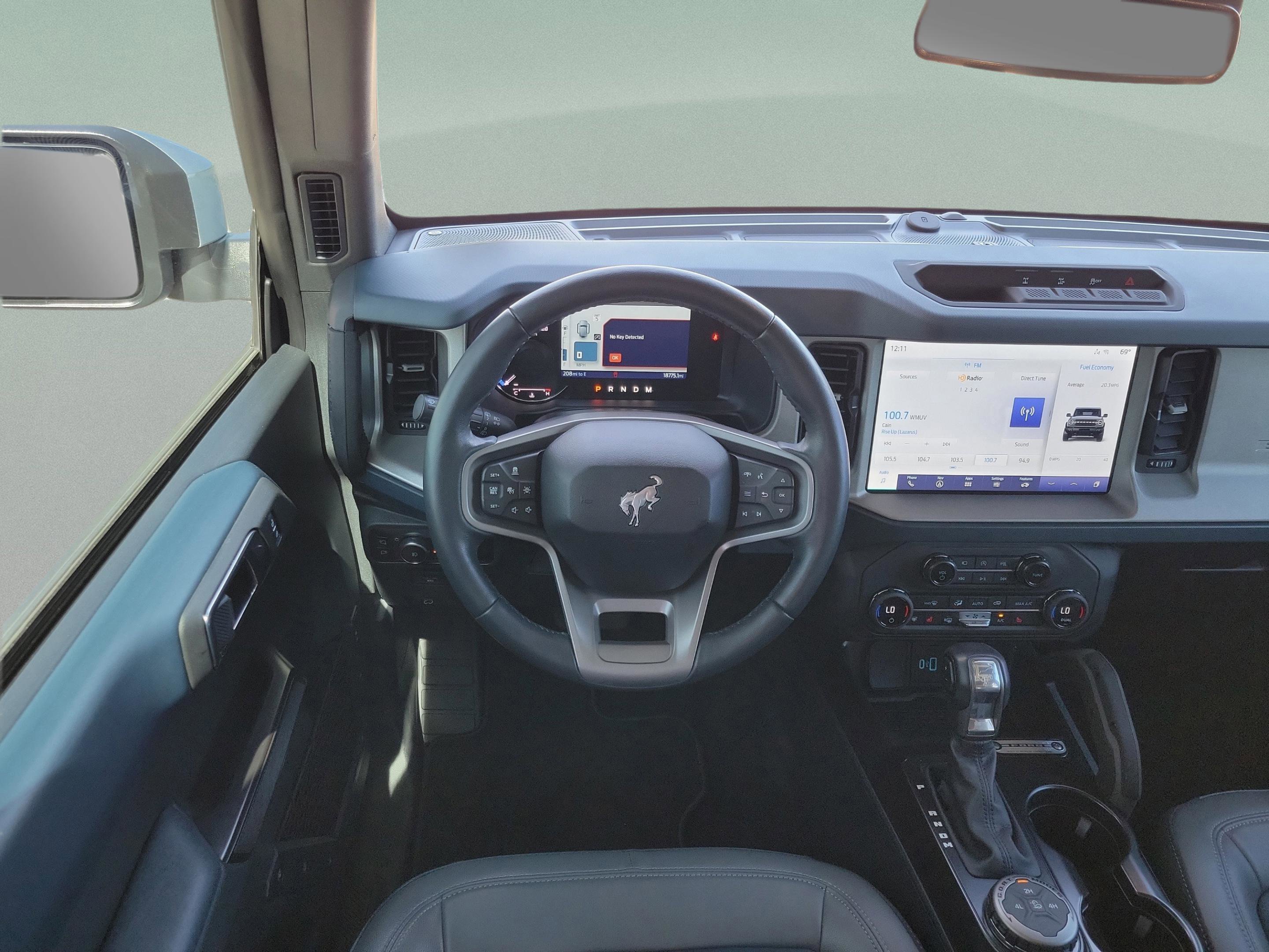 Used 2024 Ford Bronco Outer Banks image 23