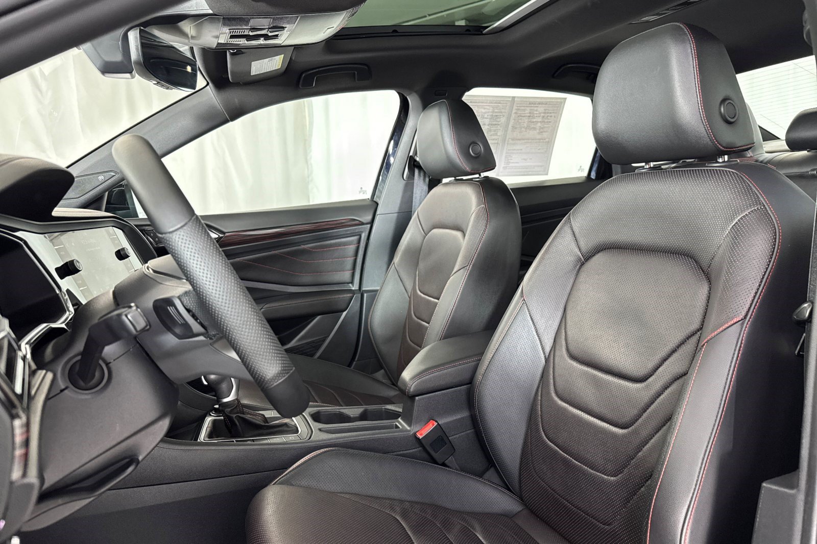 Used 2022 Volkswagen Jetta GLI Autobahn FWD image 5
