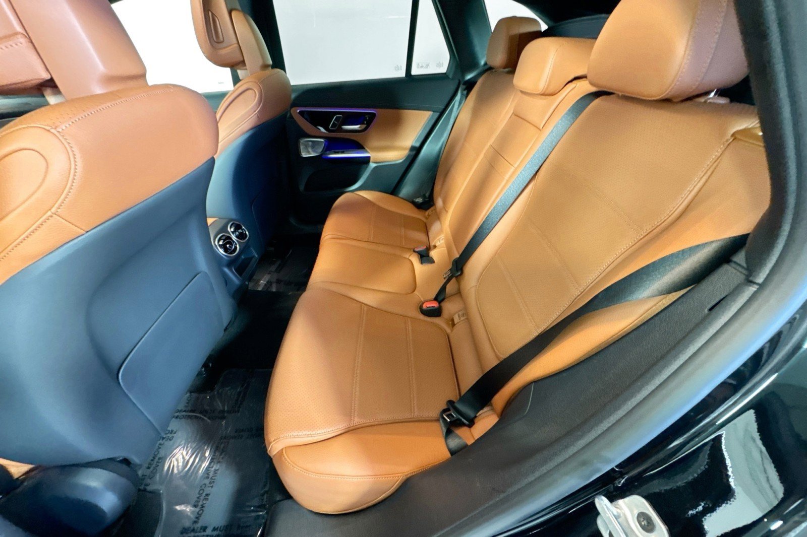 Certified 2025 Mercedes-Benz GLC 300 4MATIC image 23