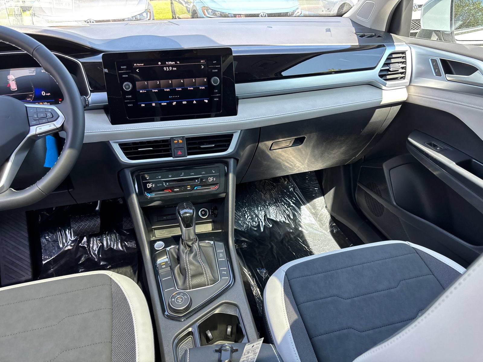 New 2026 Volkswagen Taos SE AWD/4WD image 31