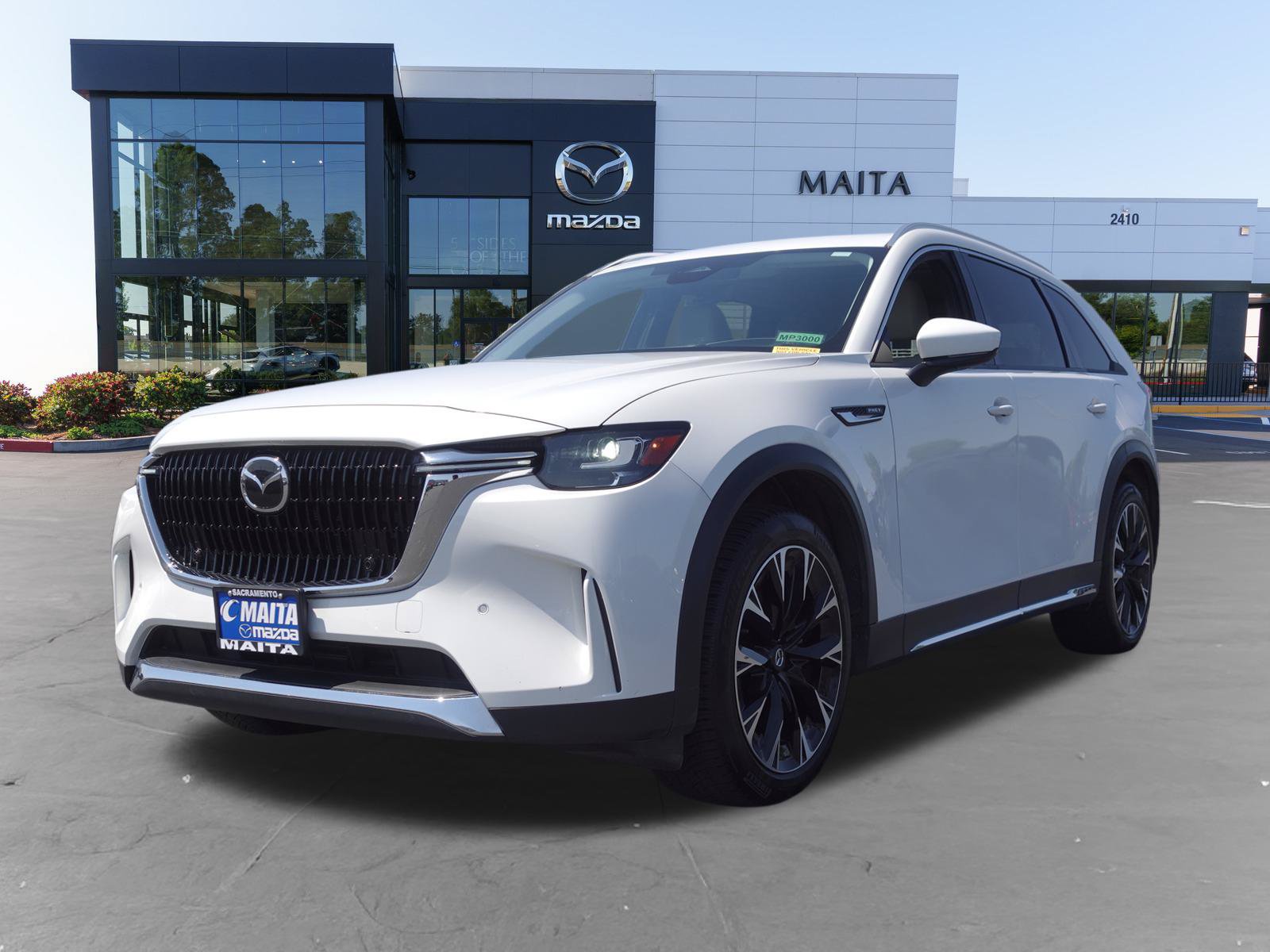 Certified 2024 MAZDA CX-90 Plug-In Hybrid w/ Premium Pkg AWD/4WD image 9