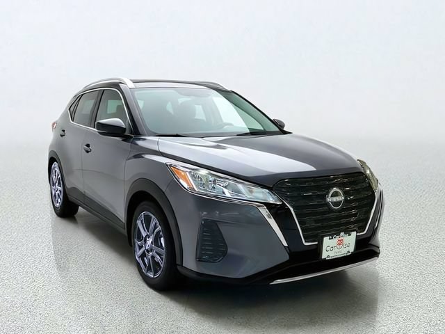 Used 2024 Nissan Kicks SV FWD image 1