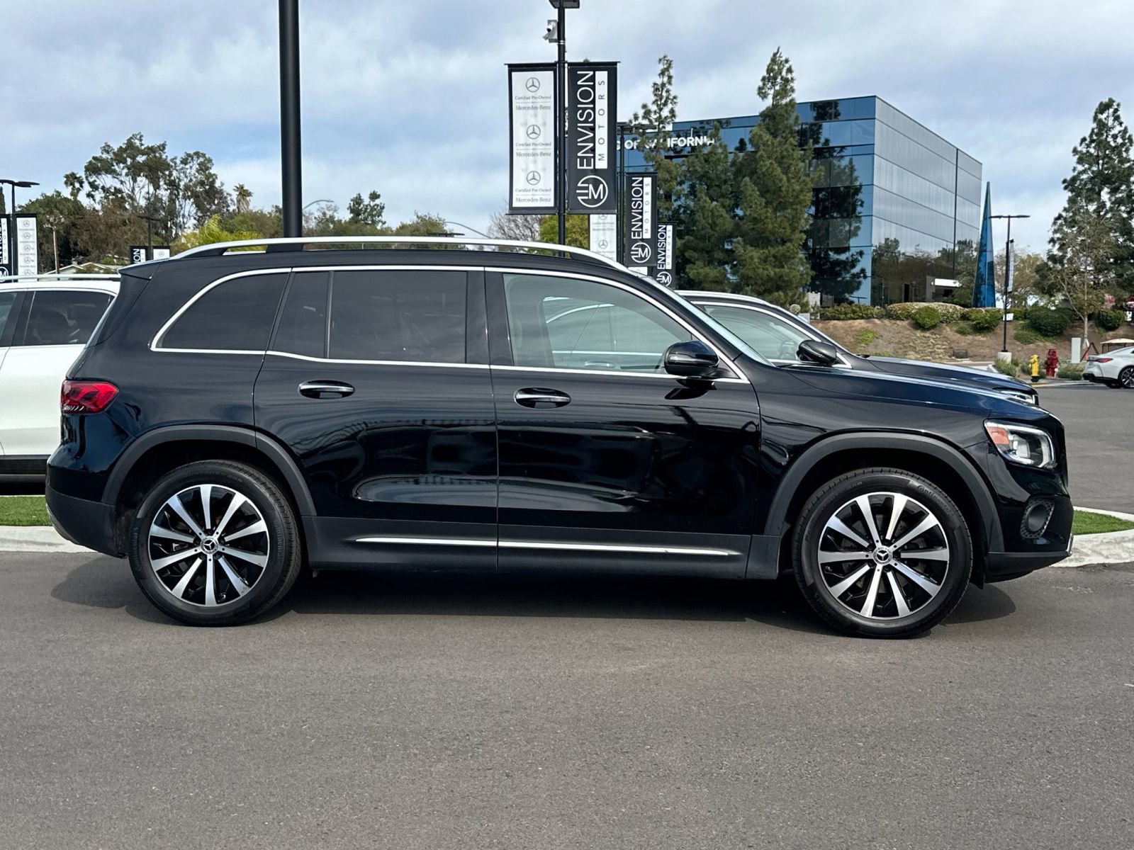 Certified 2023 Mercedes-Benz GLB 250 image 2