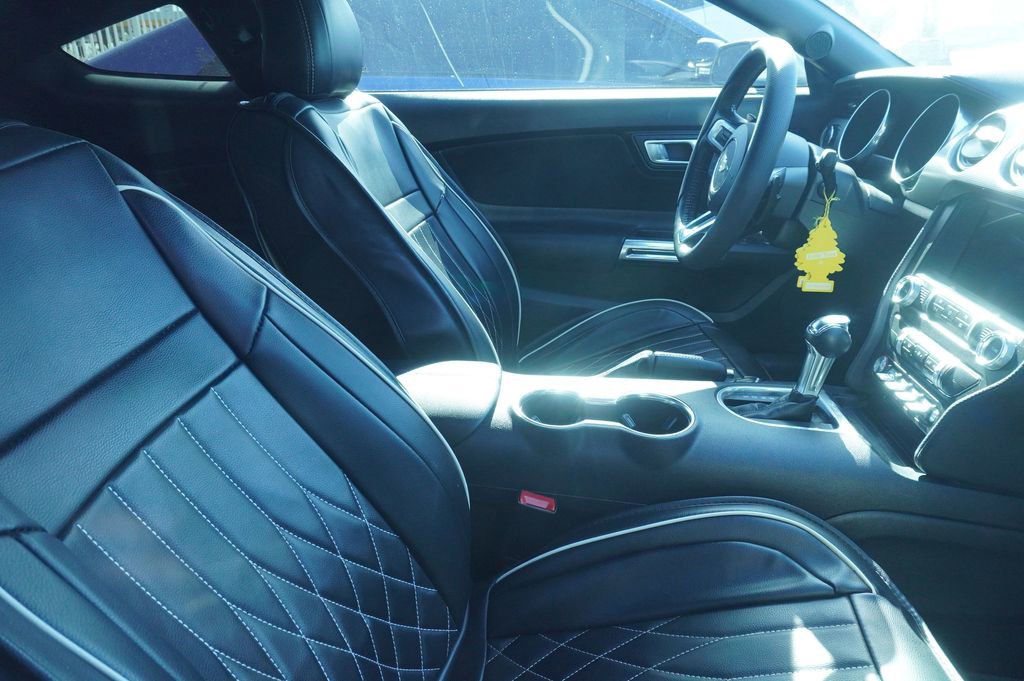 Used 2020 Ford Mustang Coupe w/ Equipment Group 101A RWD image 7