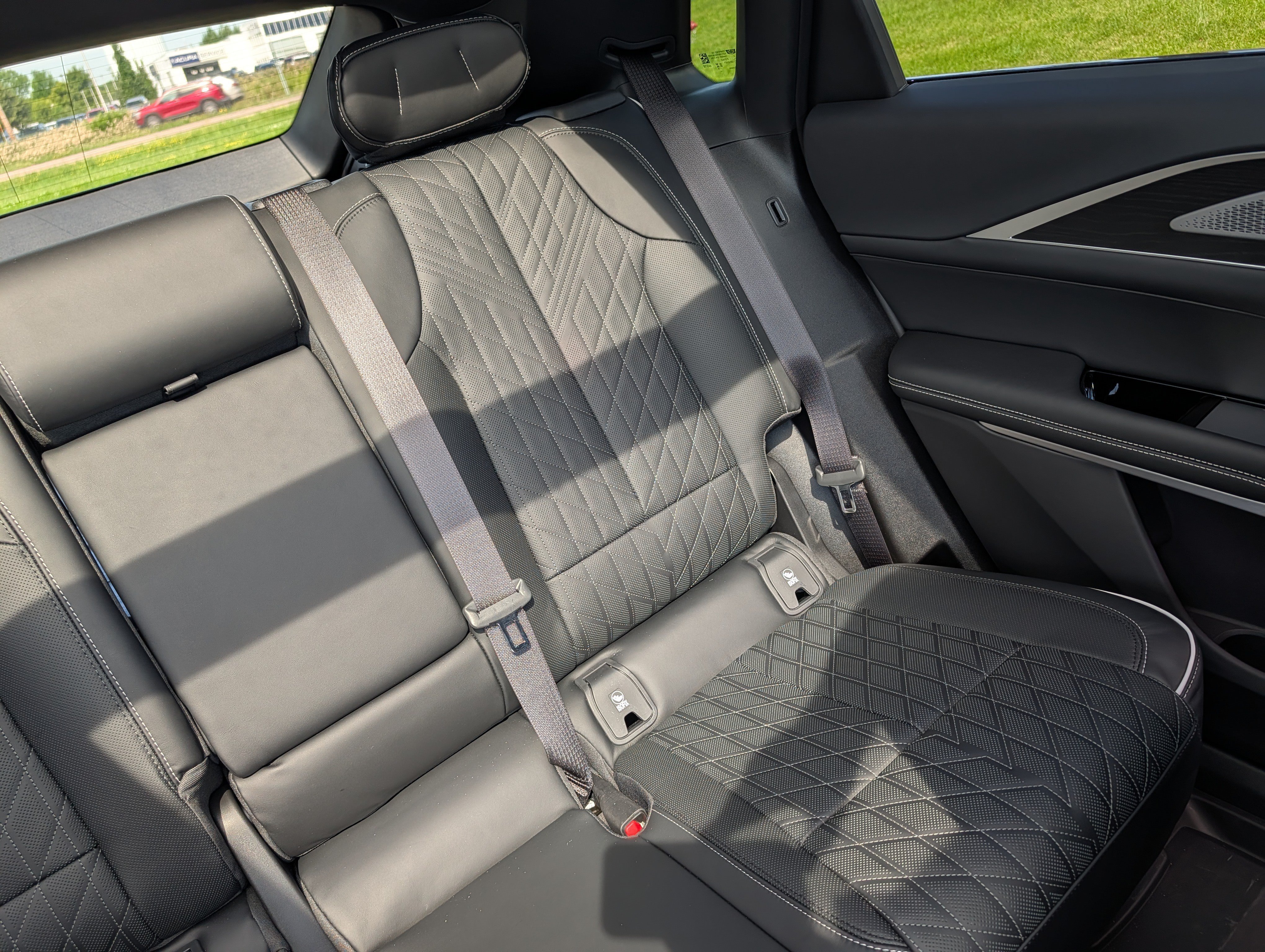 New 2026 Cadillac Lyriq V w/ LPO, Floor Liner Package AWD/4WD image 16