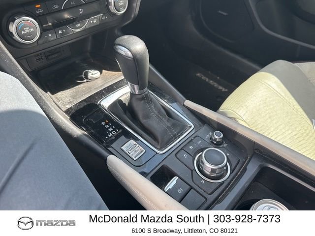 Used 2017 MAZDA MAZDA3 Grand Touring w/ Premium Equipment Package FWD image 10