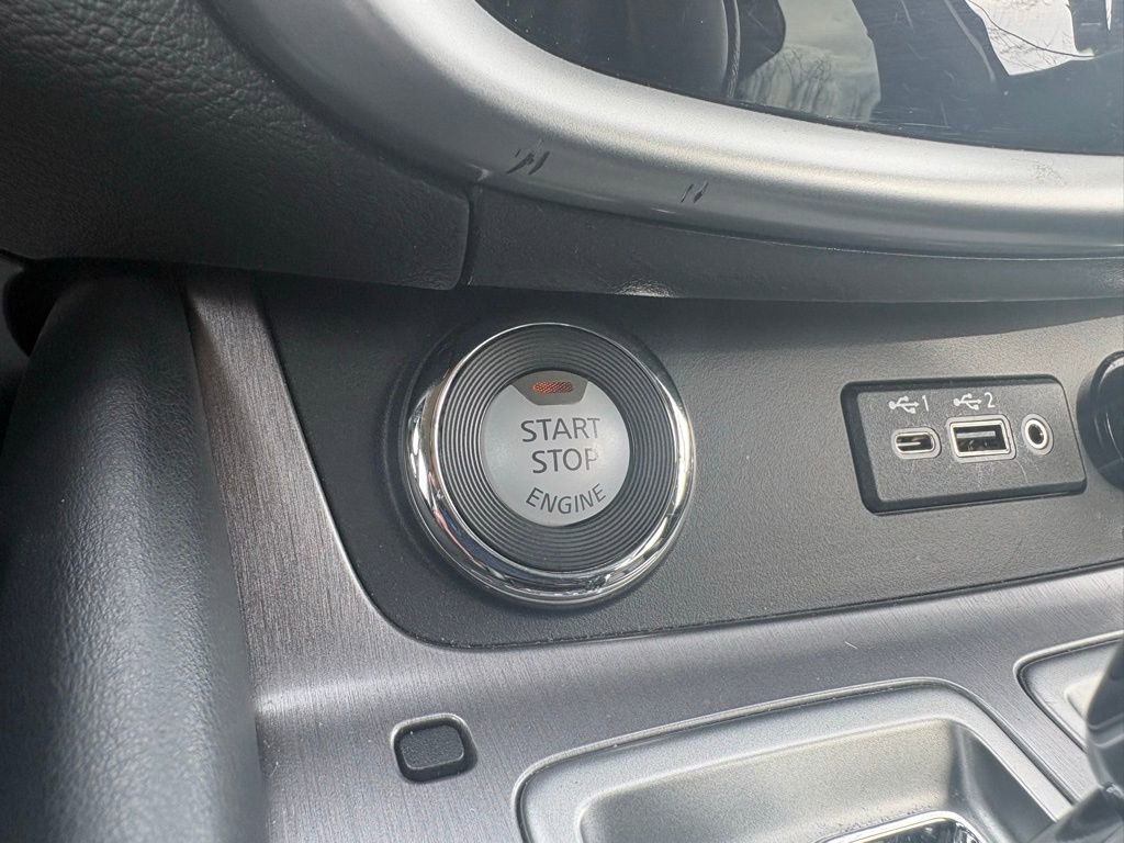 Used 2024 Nissan Murano SV w/ SV Midnight Edition Package image 35