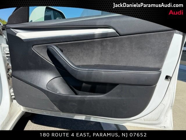 Used 2023 Tesla Model 3 Standard Range RWD image 17