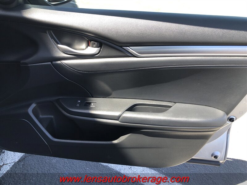 Used 2016 Honda Civic Touring image 22