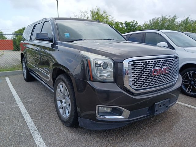 Used 2015 GMC Yukon XL Denali w/ Touring Package AWD/4WD image 5