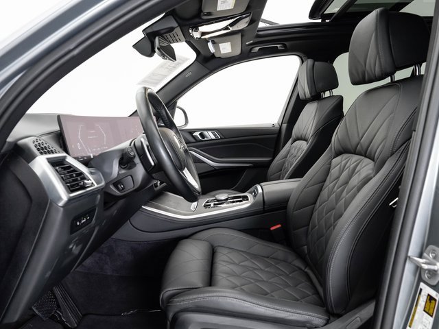 Used 2025 BMW X5 xDrive40i w/ Climate Comfort Package image 6