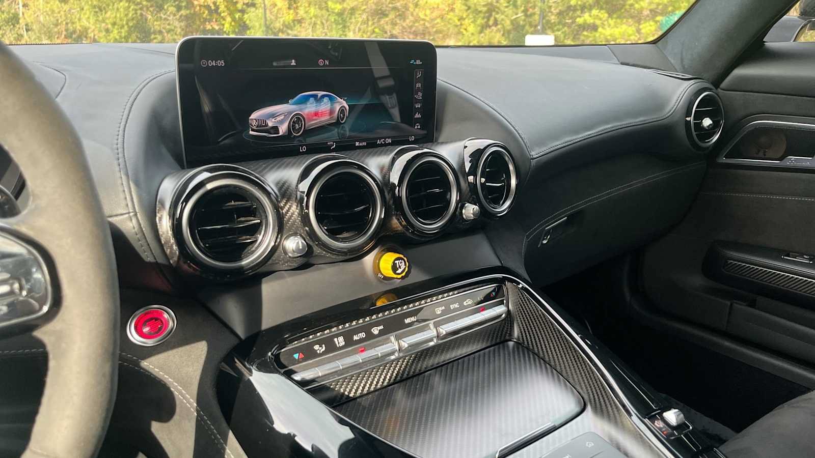 Used 2020 Mercedes-Benz AMG GT R image 34