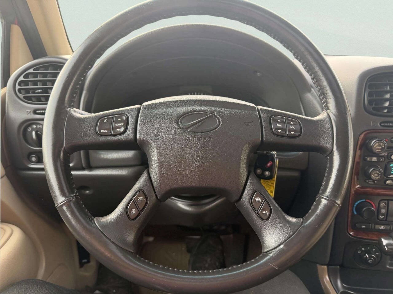 Used 2004 Oldsmobile Bravada AWD w/ Memory Package image 28