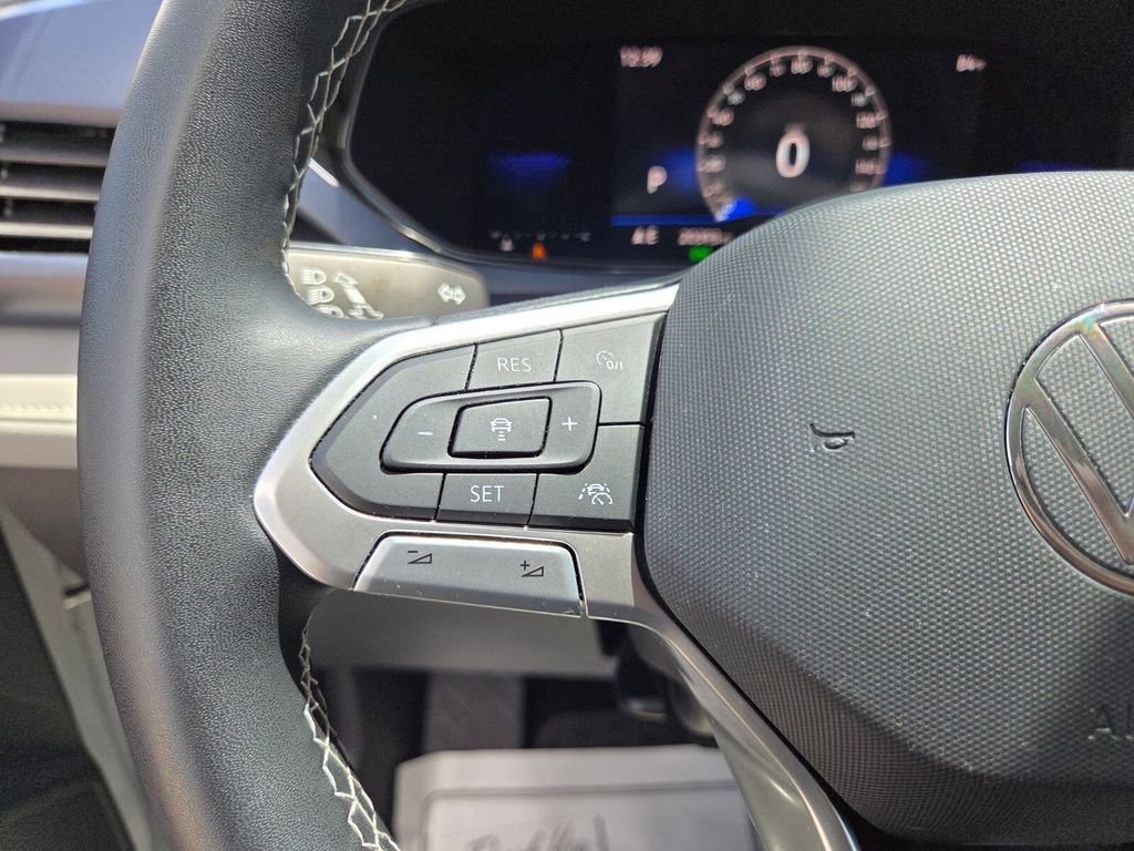 Used 2023 Volkswagen Taos SE image 27