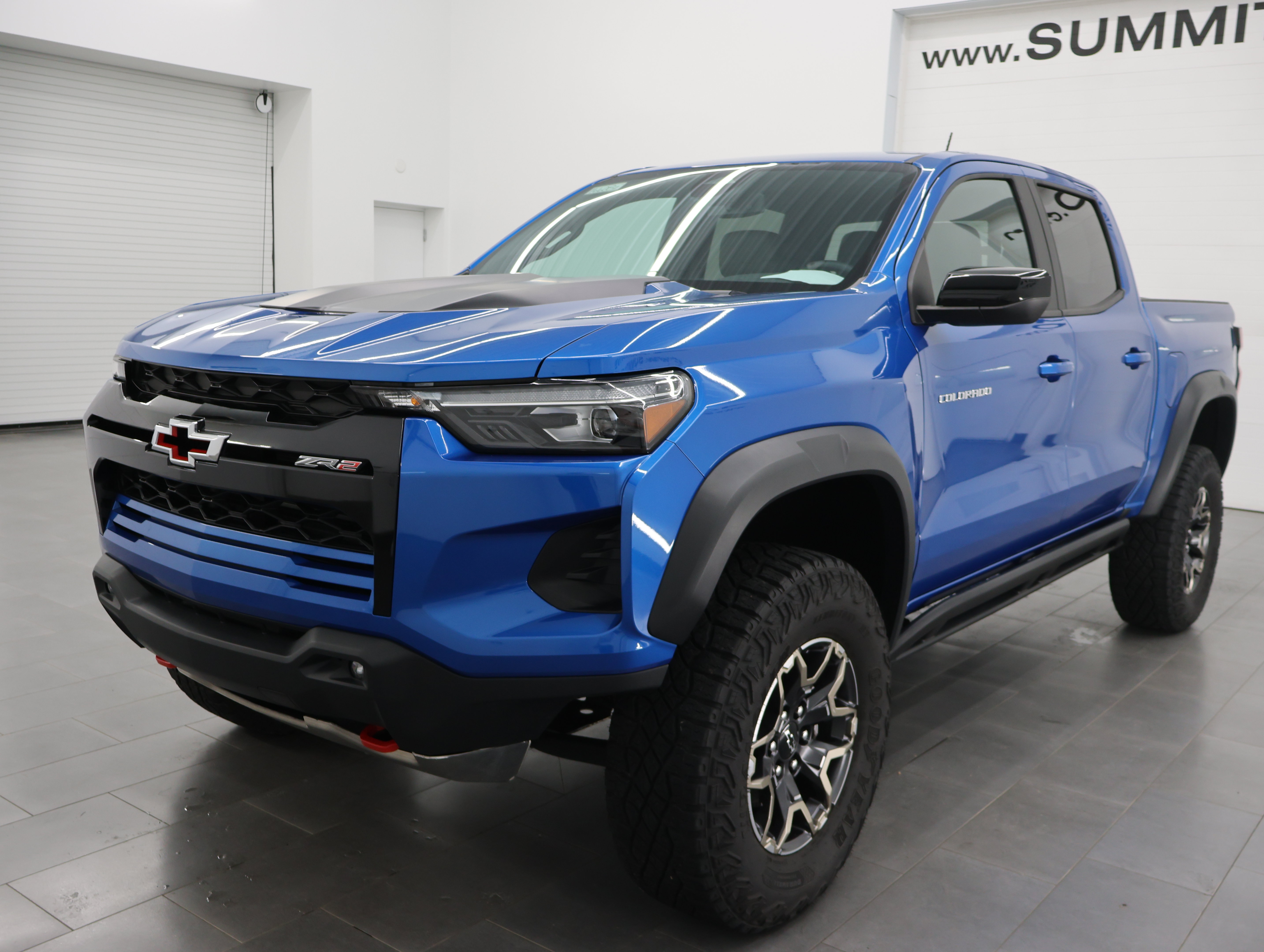 Used 2023 Chevrolet Colorado ZR2 w/ ZR2 Convenience Package III AWD/4WD image 7